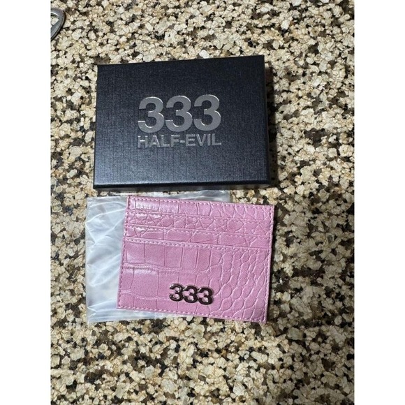 RARE HALF EVIL PINK CROCODILE CARDHOLDER ❤️✅ SHIPS ASAP - Picture 2 of 3
